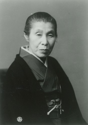 上村松園（松伯美術館提供）