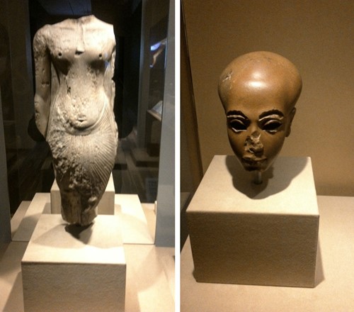 左)《アクエンアテン王の立像胴部》(前1351~前1334年頃)(C) Staatliche Museen zu Berlin, Ägyptisches Museum und Papyrussammlung 右)《アクエンアテン王とネフェルトイティ王妃の娘である王女の頭部》(前1351~前1334年頃)(C) Staatliche Museen zu Berlin, Ägyptisches Museum und Papyrussammlung